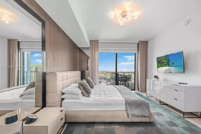 88 SW 7th St #3806, Miami, FL 33130 - Photo 1