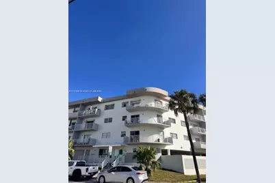 7125 Bonita Dr #303, Miami Beach, FL 33141 - Photo 1
