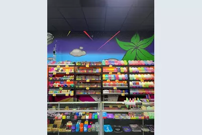 Midtown Smoke Shop, Miami, FL 33137 - Photo 1