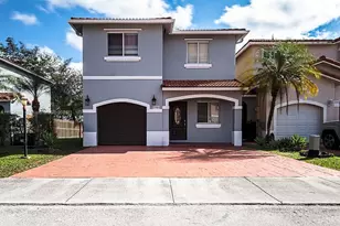 5981 SW 162nd Ct, Miami, FL 33193 - Photo 1