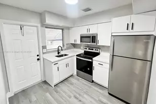 226 SW 6th St, Dania Beach, FL 33004 - Photo 1