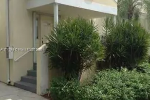 2212 SE 27th Dr, Homestead, FL 33035 - Photo 1