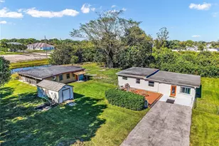 1601 SW 117th Ave, Davie, FL 33325 - Photo 1