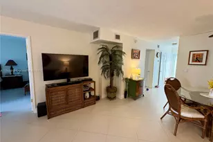 1040 SE 4th Ave, Deerfield Beach, FL 33441 - Photo 6