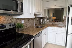 1040 SE 4th Ave, Deerfield Beach, FL 33441 - Photo 24