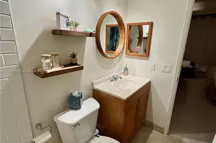 1040 SE 4th Ave, Deerfield Beach, FL 33441 - Photo 10