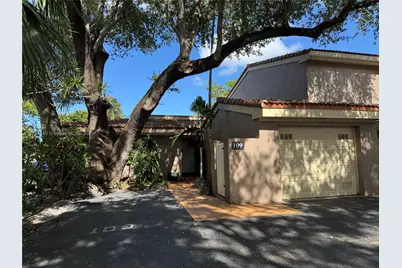 109 Heatherbrook Way #146, Hollywood, FL 33021 - Photo 1