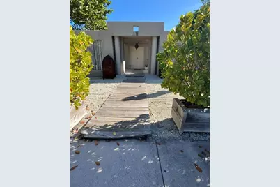 725 Fernwood Rd, Key Biscayne, FL 33149 - Photo 1