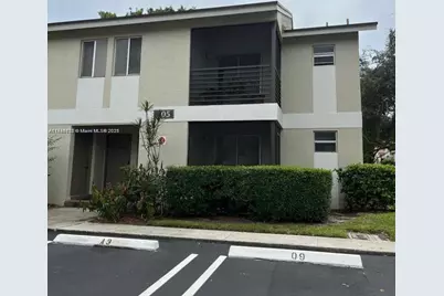 105 Gardens Dr #104, Pompano Beach, FL 33069 - Photo 1