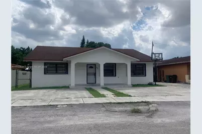 806 W 73rd Pl, Hialeah, FL 33014 - Photo 1