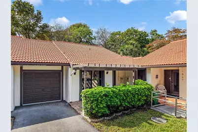 7053 Marlberry Ln #7053, Tamarac, FL 33321 - Photo 1