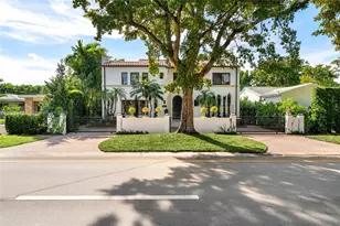 6146 Pine Tree Dr, Miami Beach, FL 33140 - Photo 1