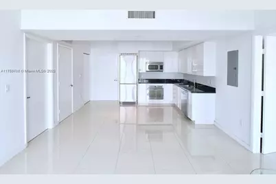 92 SW 3rd St #2412, Miami, FL 33130 - Photo 1