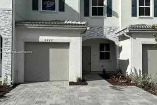 2667 SE 10th St, Homestead, FL 33035 - Photo 1