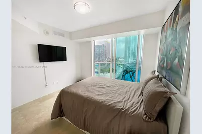 41 SE 5th St #916, Miami, FL 33131 - Photo 1