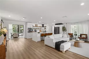 1112 Hollywood Blvd, Hollywood, FL 33019 - Photo 1