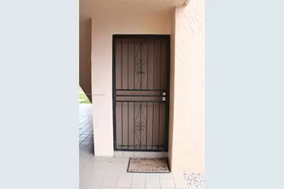 8897 Fontainebleau Blvd #112, Miami, FL 33172 - Photo 1