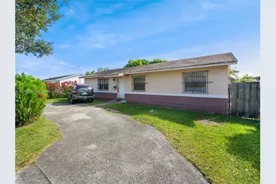 10220 SW 168th St, Miami, FL 33157 - Photo 1