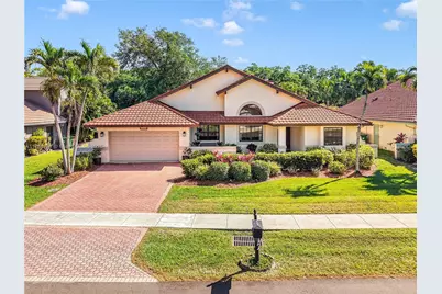 1520 E Oak Knoll Cir, Davie, FL 33324 - Photo 1