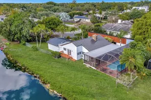 7741 SW 170th St, Palmetto Bay, FL 33157 - Photo 1