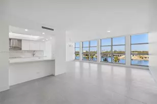 5055 Collins Ave, Miami Beach, FL 33140 - Photo 1
