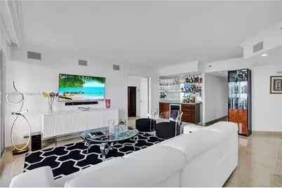 1000 Island Blvd #2107, Aventura, FL 33160 - Photo 1