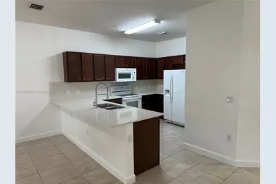 290 NW 109th Ave #101, Miami, FL 33172 - Photo 1