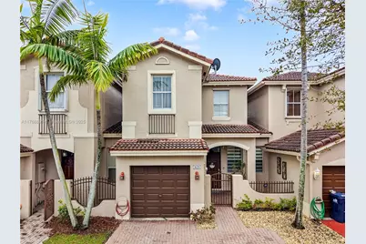 920 SW 154th Path, Miami, FL 33194 - Photo 1