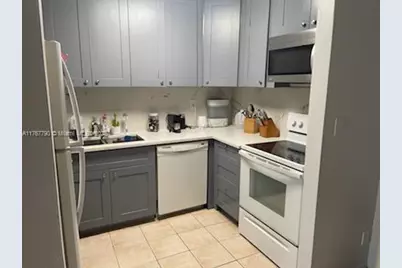 2671 Riverside Dr #7, Coral Springs, FL 33065 - Photo 1