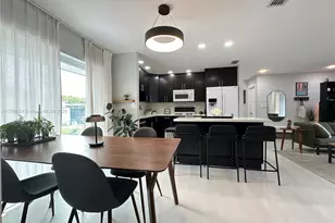 2001 N 31st Rd, Hollywood, FL 33021 - Photo 1