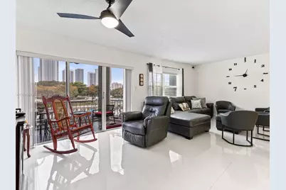 200 Diplomat Pkwy #424, Hallandale Beach, FL 33009 - Photo 1