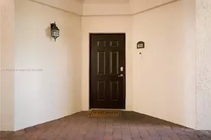 11601 NW 89th St, Doral, FL 33178 - Photo 12