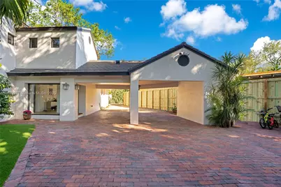 4313 Ingraham Hwy, Miami, FL 33133 - Photo 1