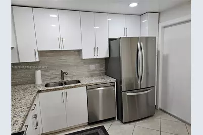 330 SE 2nd St #504G, Hallandale Beach, FL 33009 - Photo 1