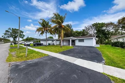 6941 NW 84th St, Tamarac, FL 33321 - Photo 1