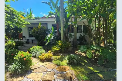 812 NE 92nd St #-, Miami Shores, FL 33138 - Photo 1