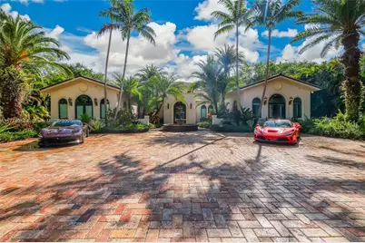 9005 SW 68th Ave #9005, Pinecrest, FL 33156 - Photo 1