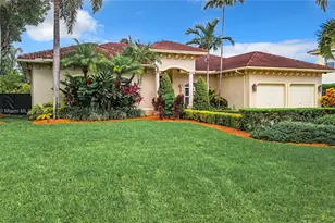 16541 SW 84th Ct, Palmetto Bay, FL 33157 - Photo 1