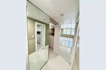 905 Brickell Bay Dr #1923, Miami, FL 33131 - Photo 1