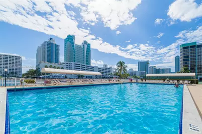 600 Parkview Dr #1123, Hallandale Beach, FL 33009 - Photo 1