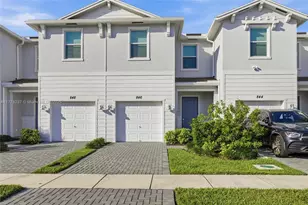 846 SE grovebush Ln, Port Saint Lucie, FL 34984 - Photo 1