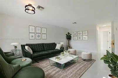 15391 S Dixie Hwy #62, Palmetto Bay, FL 33157 - Photo 1