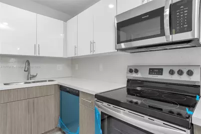 11930 NE 19th Dr #1, North Miami, FL 33181 - Photo 1