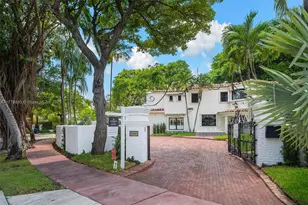 3500A Flamingo Dr, Miami Beach, FL 33140 - Photo 1