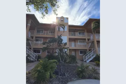 430 SE 7th St #304E, Dania Beach, FL 33004 - Photo 1