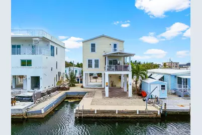 215 Allen Ave, Key Largo, FL 33037 - Photo 1