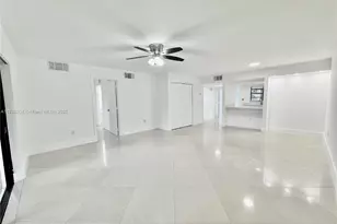 8632 NW 34th Pl, Sunrise, FL 33351 - Photo 1