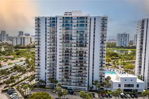 3731 N Country Club Dr, Aventura, FL 33180 - Photo 1