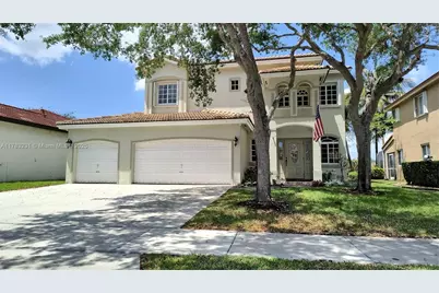 650 SE 30th Dr, Homestead, FL 33033 - Photo 1