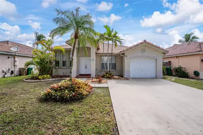 284 Royal Cove Way, Davie, FL 33325 - Photo 1